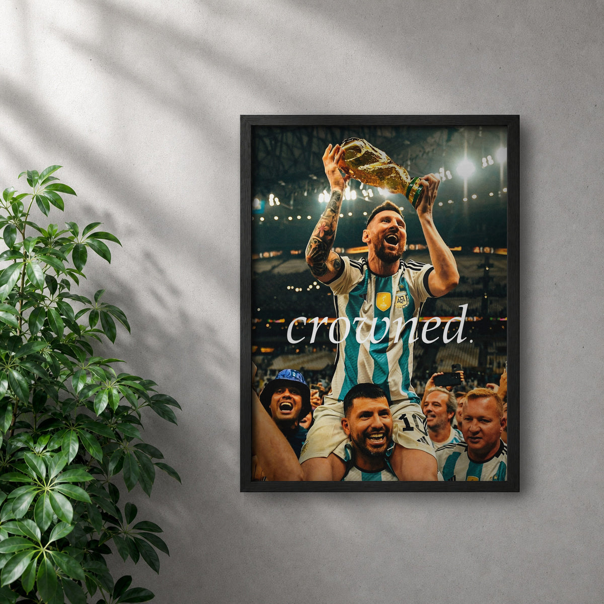 POLARIS_PDP_MOCKUP | NEGRO | Messi - Crowned